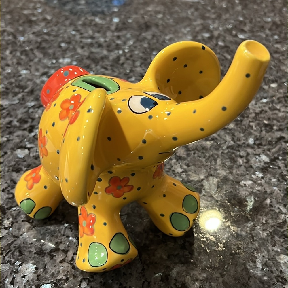 Adorable Ganz Ceramic Yellow Elephant Bank